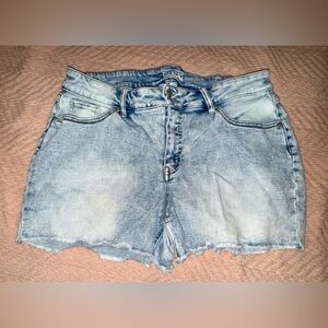 Ava & Viv Shorts Mid Rise Midi Acid Wash Denim 5 Pockets Zip Stretch Sz 16W